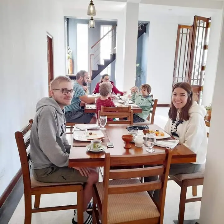 Hotel Pensive Villa - Nuwara Eliya
